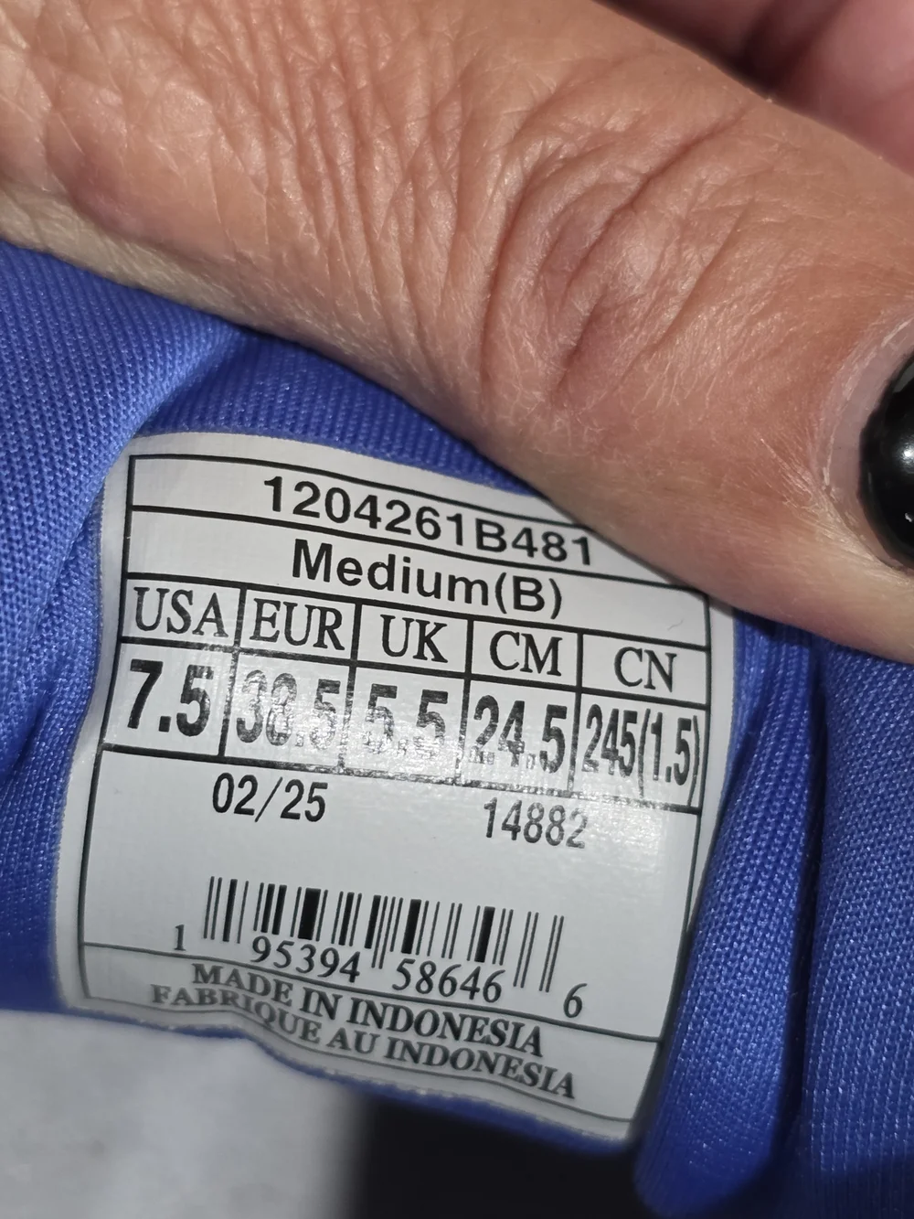 Brooks women athletic